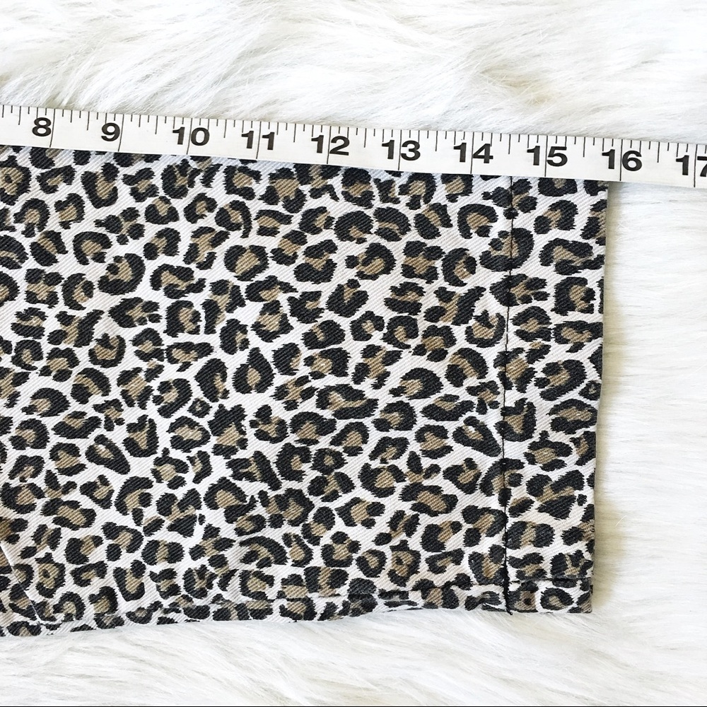 🔴4/$25 retro 1 animal print capri jeans - Picture 4 of 5